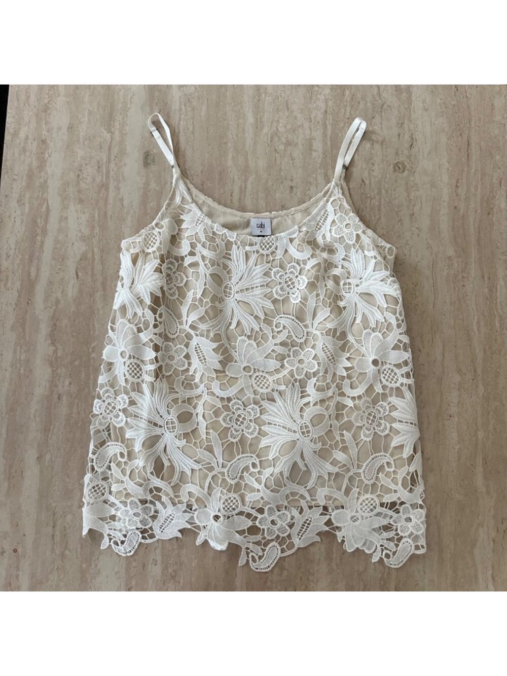 Cabi White Floral Lace Camisole Top Womens M Cottage Boho Romantic Feminine 5254